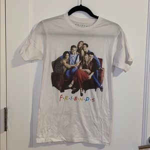 FRIENDS graphic tee